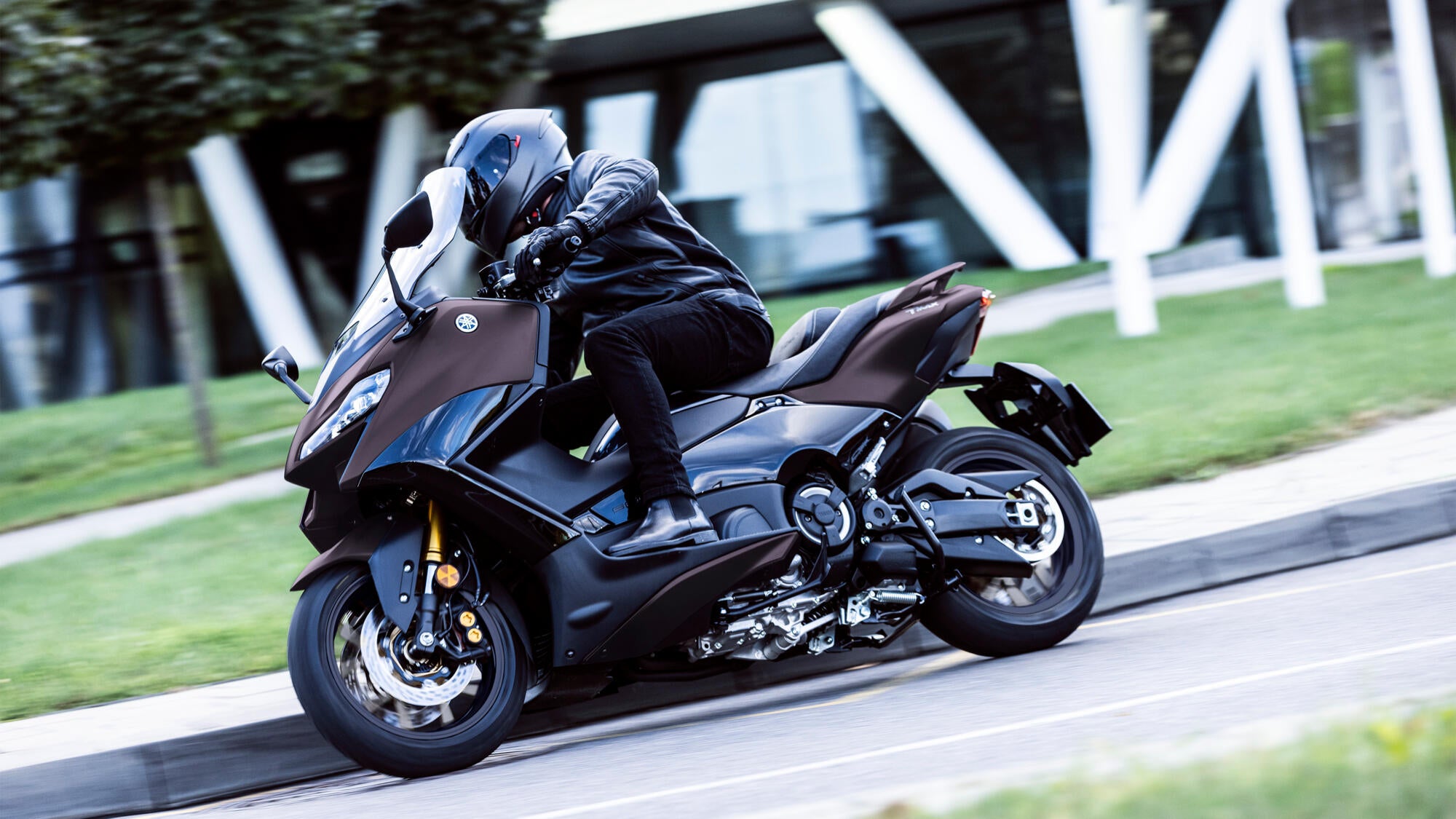Yamaha TMAX Tech MAX model 2024