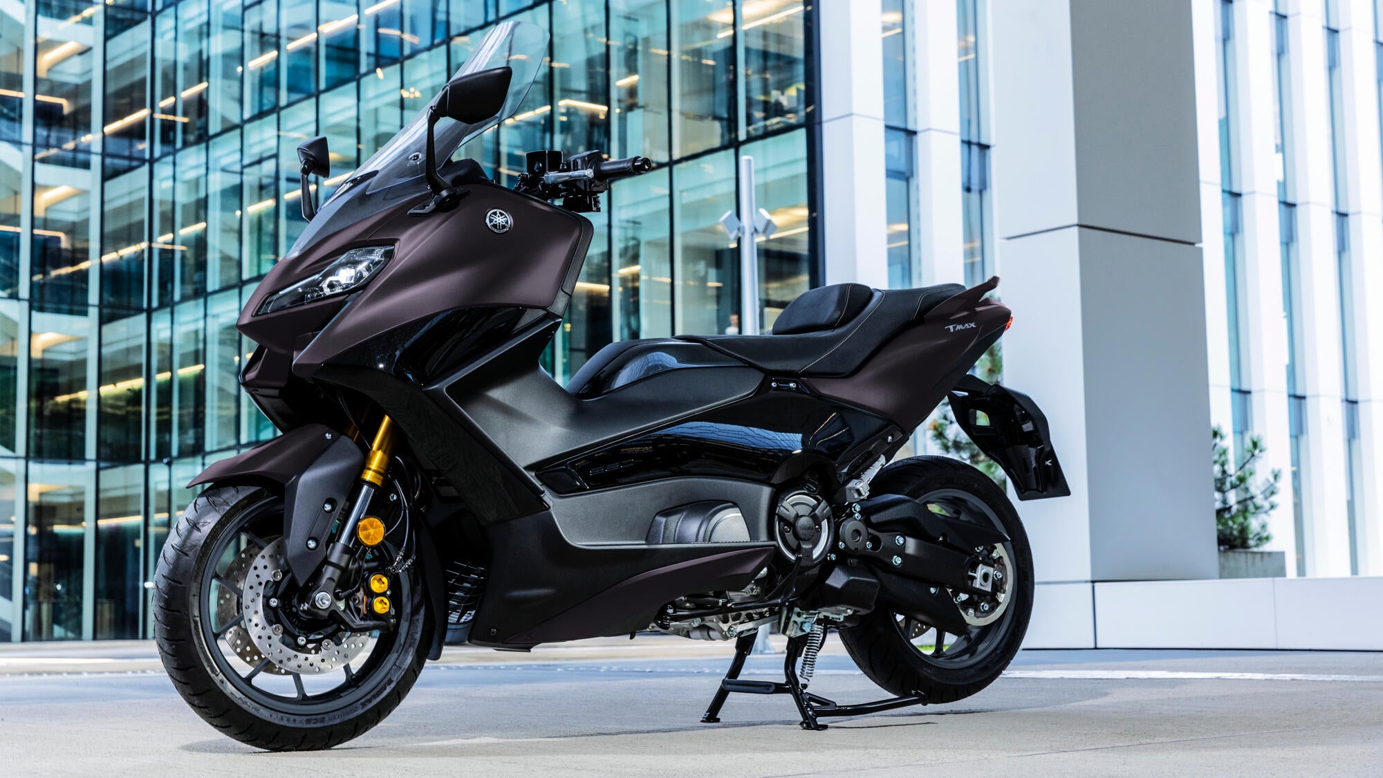 Yamaha TMAX Tech MAX model 2024