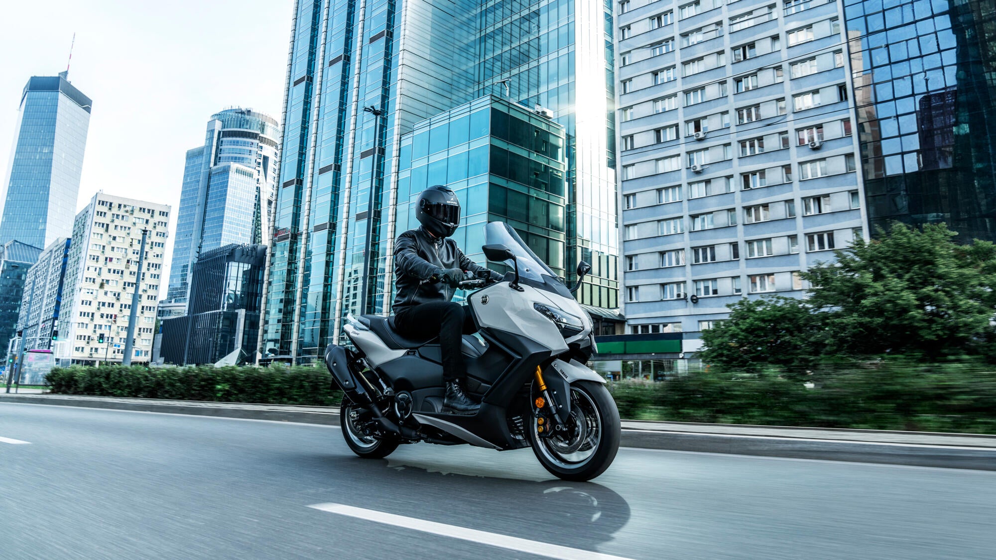 Yamaha TMAX Tech MAX model 2025