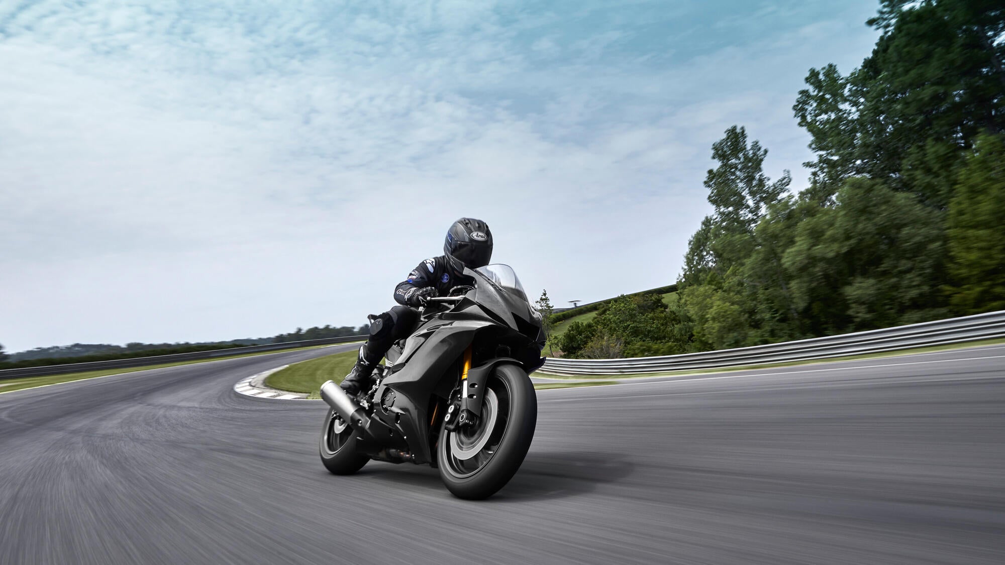 Yamaha R6 RACE model 2025