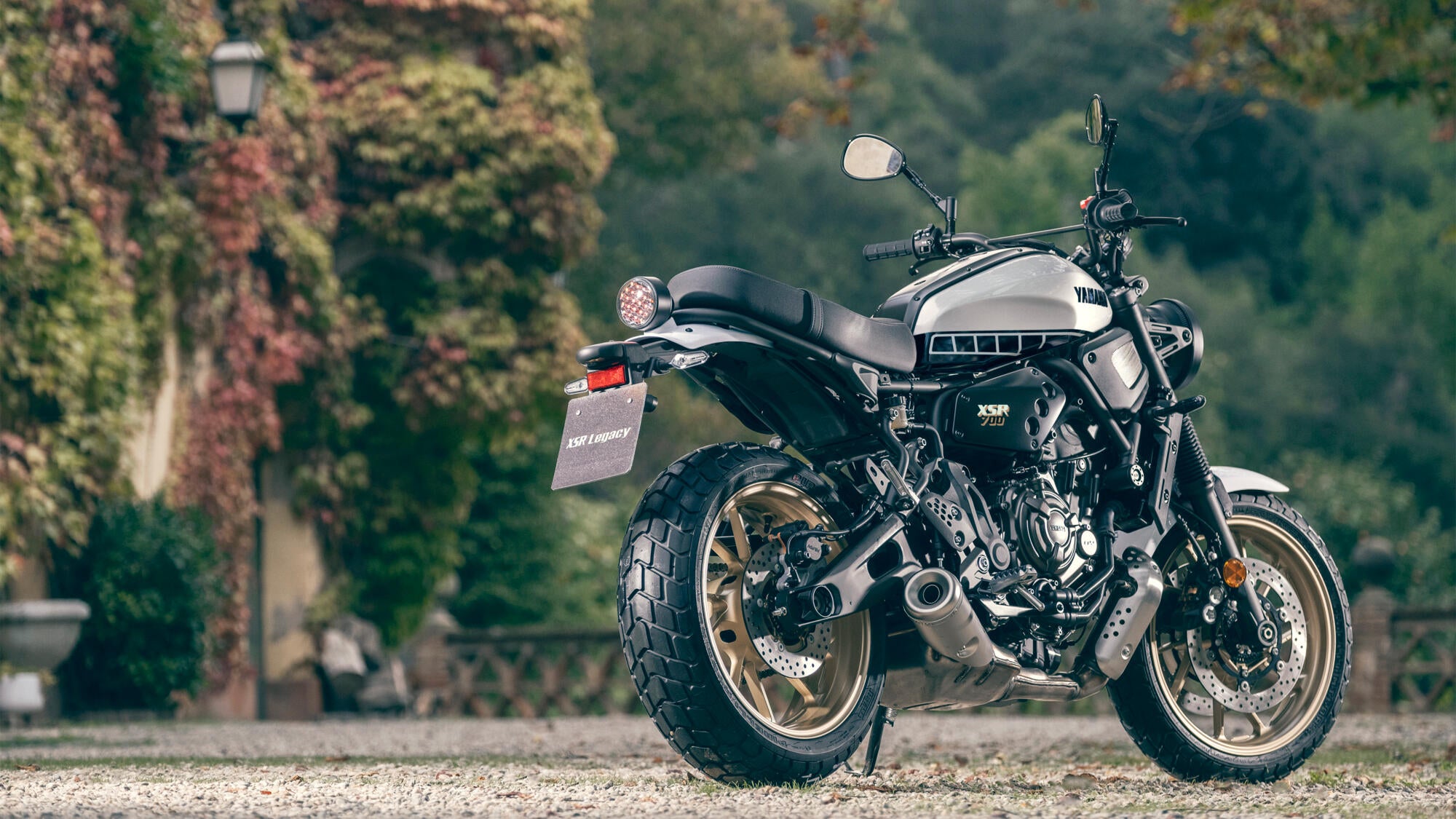 Yamaha XSR700 Legacy model 2024