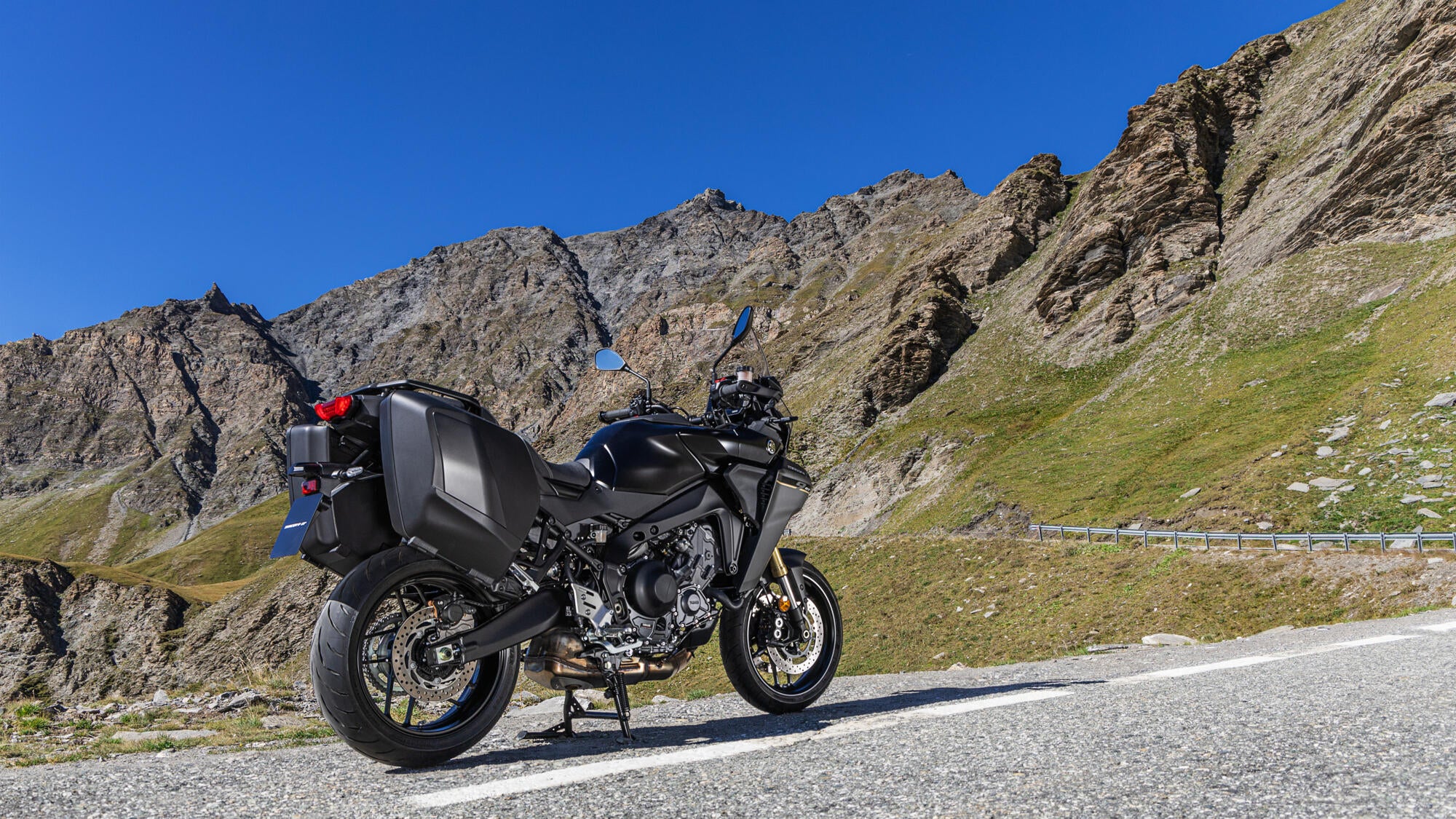 Yamaha Tracer 9 GT model 2025