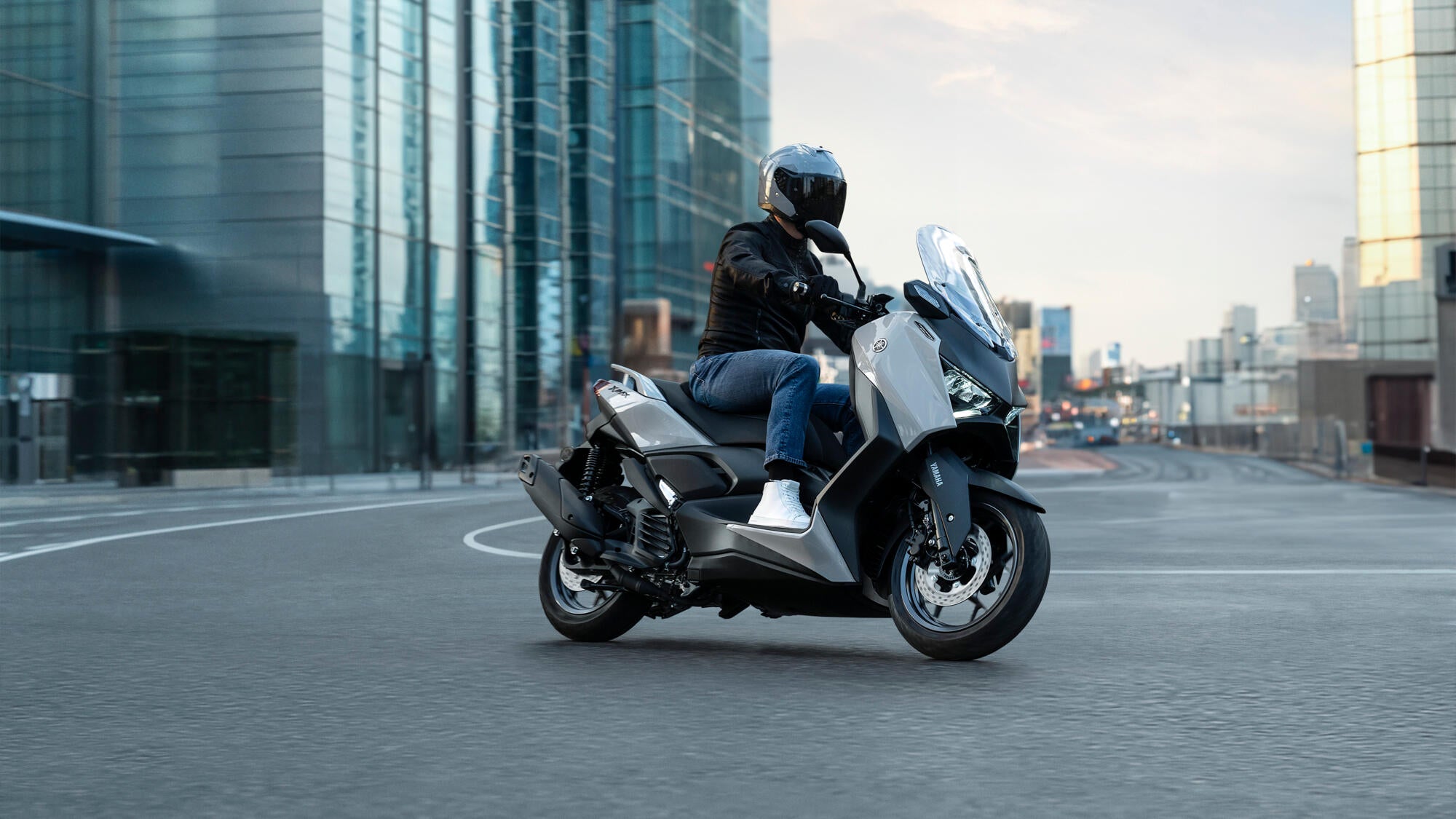 Yamaha XMAX 125 Tech MAX+ model 2025