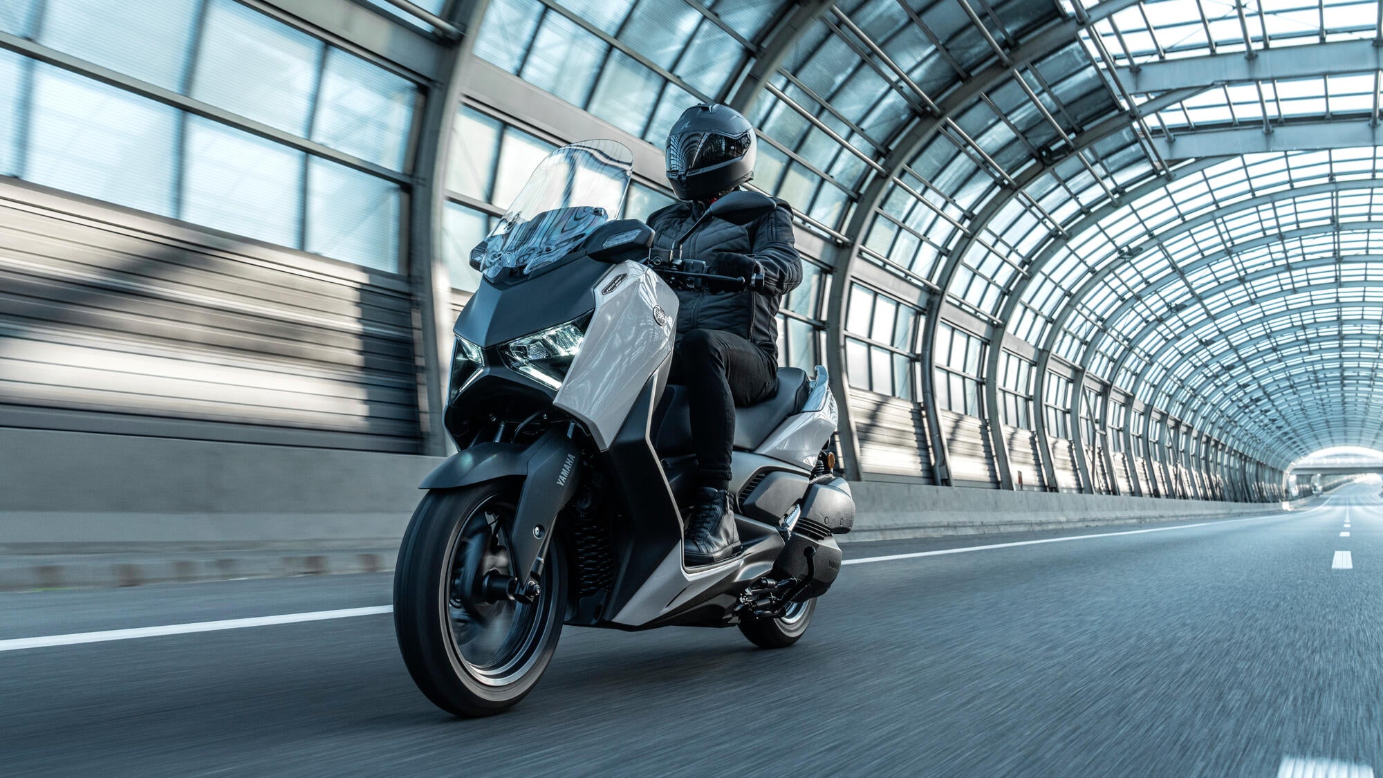 Yamaha XMAX 300 Tech MAX+ model 2025