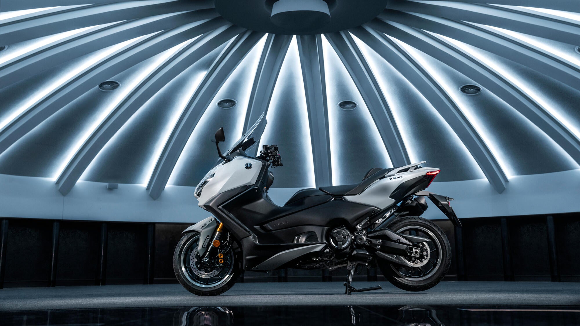 Yamaha TMAX Tech MAX model 2025