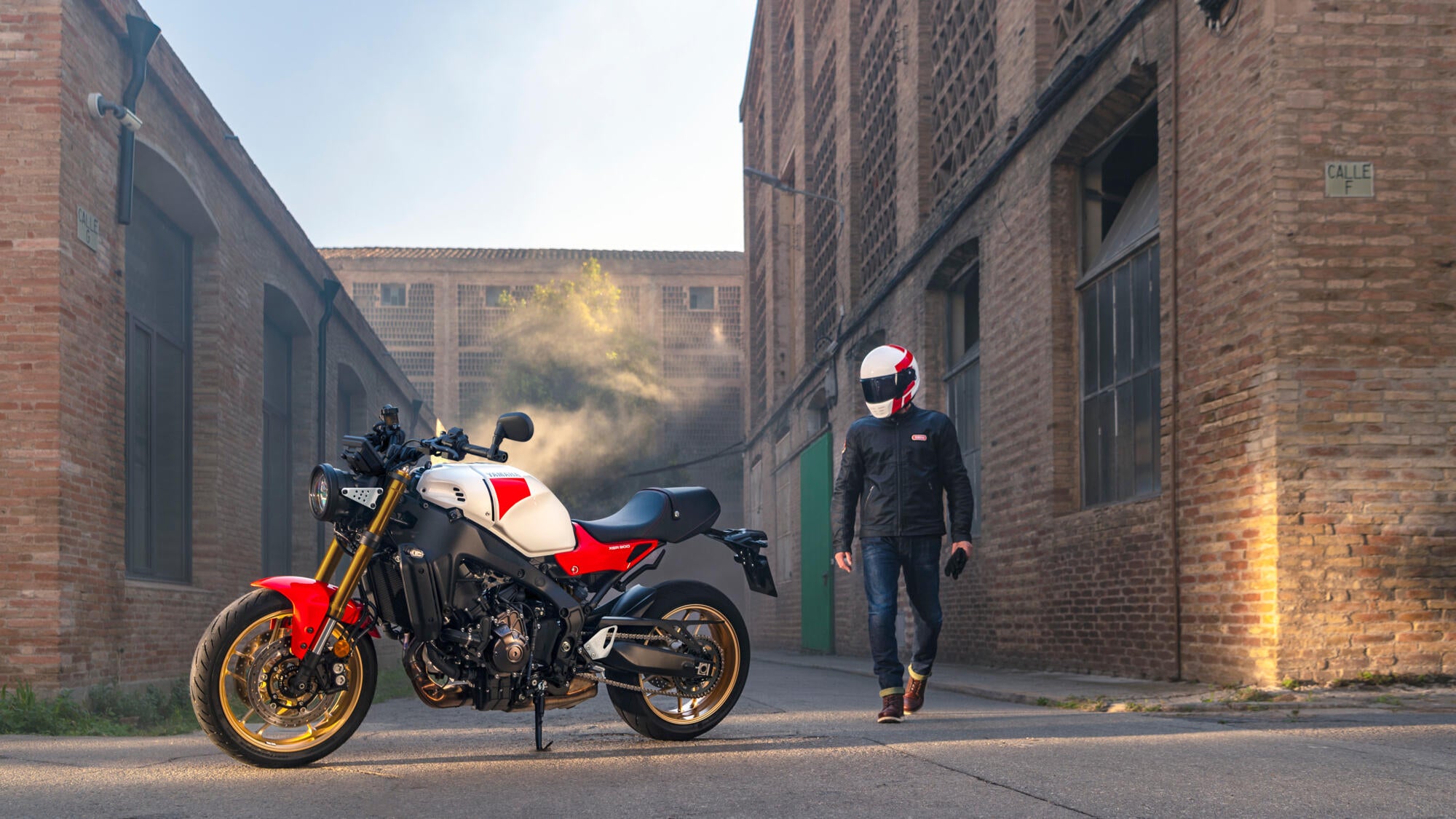 Yamaha XSR900 model 2024
