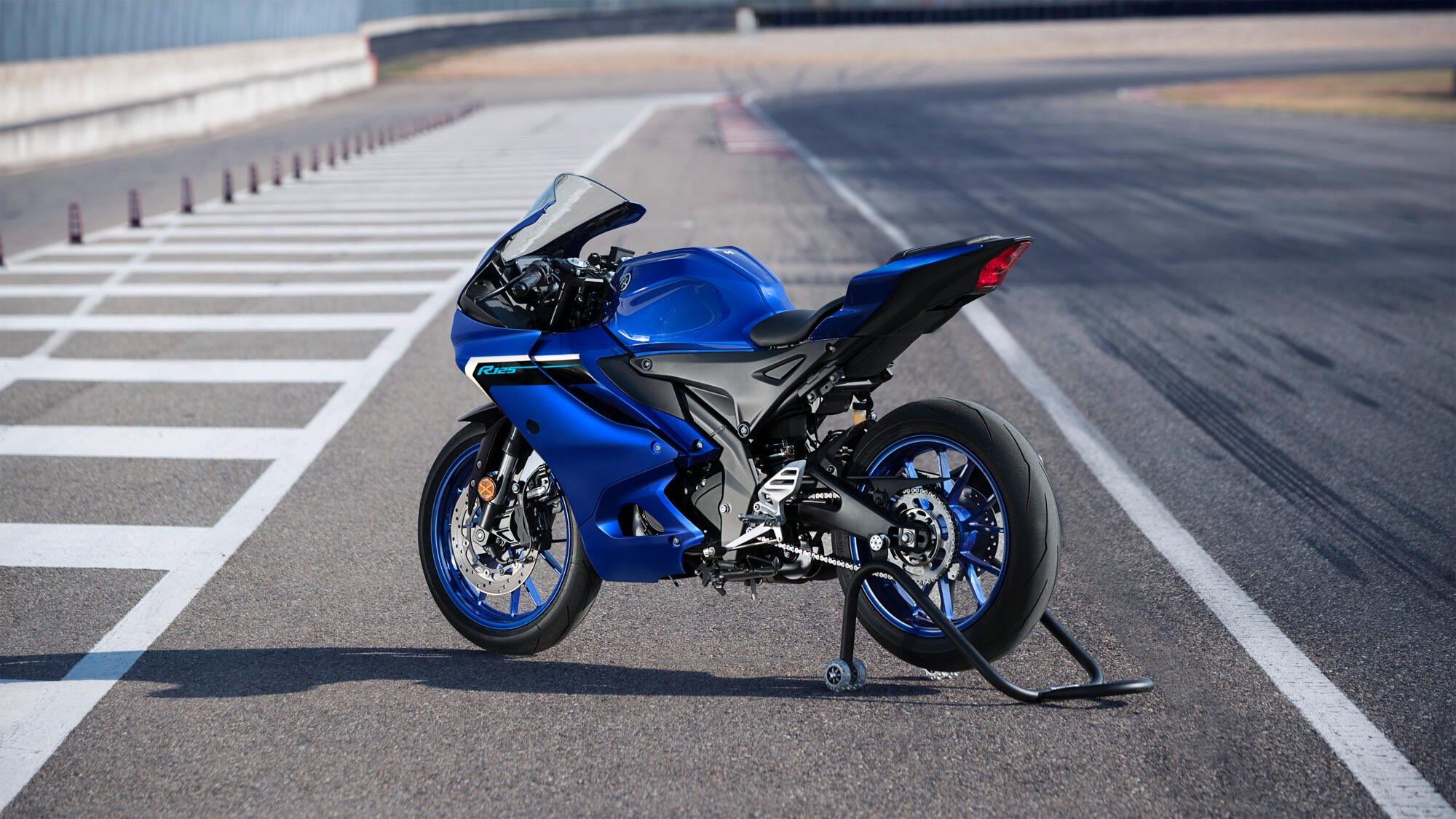 Yamaha R125 model 2025